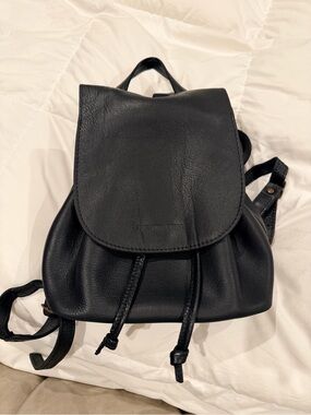 Portland Leather Black Mini Backpack